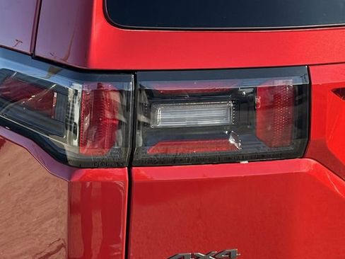 New 2026 Jeep Cherokee Limited image 10