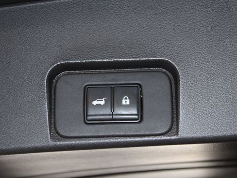 Used 2023 Nissan Rogue SL w/ SL Premium Package FWD image 28