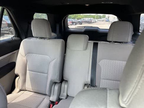 Used 2018 Ford Explorer 4WD image 5