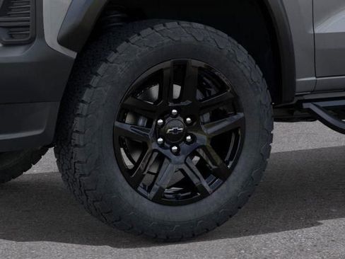 New 2025 Chevrolet Colorado Trail Boss w/ Midnight Edition image 11