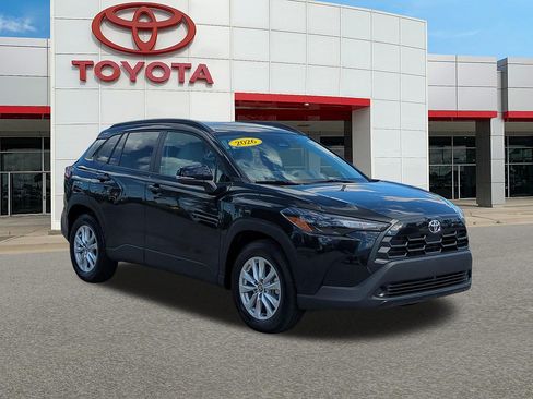 Certified 2026 Toyota Corolla Cross LE FWD image 1