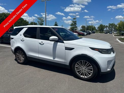 Used 2019 Land Rover Discovery SE AWD/4WD image 3