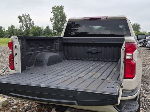 Used 2026 Chevrolet Silverado 1500 RST w/ RST Select Package AWD/4WD image 5