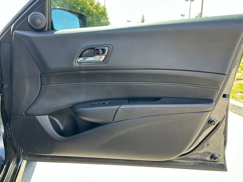 Used 2016 Acura ILX FWD image 29
