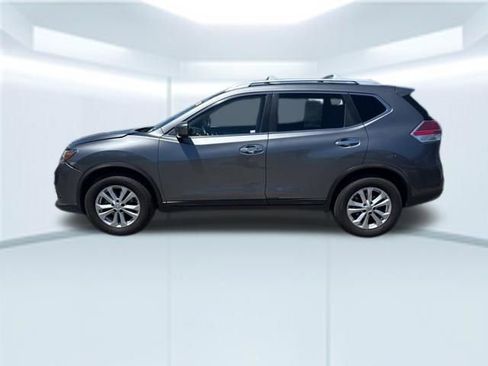 Used 2016 Nissan Rogue SV w/ SV Premium Package FWD image 10