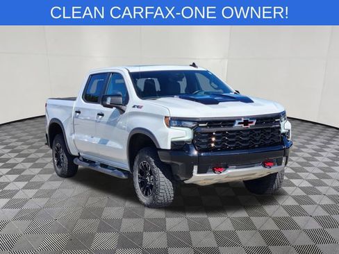 Used 2023 Chevrolet Silverado 1500 ZR2 image 2