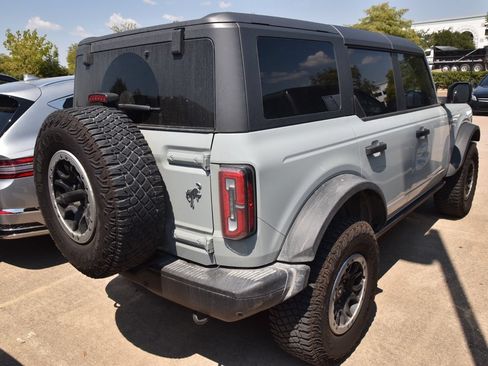 Certified 2023 Ford Bronco Badlands w/ Sasquatch Package AWD/4WD image 5