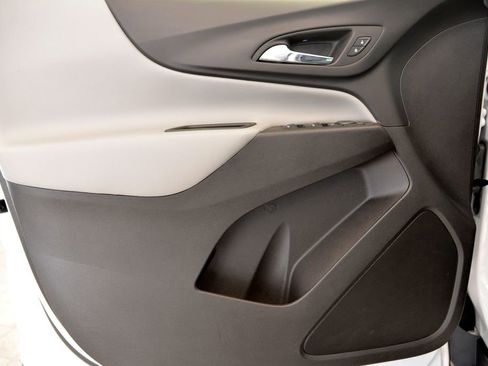 Used 2024 Chevrolet Equinox LS w/ LS Convenience Package image 14