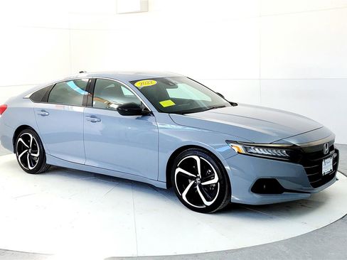 Used 2022 Honda Accord Sport image 7