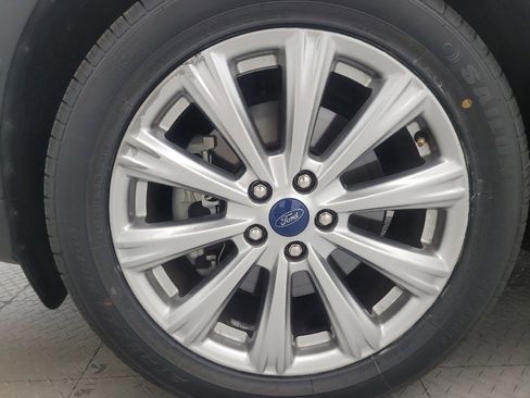 Used 2018 Ford Escape Titanium FWD image 31