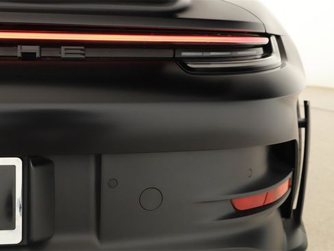 Used 2025 Porsche 911 GT3 RS image 32