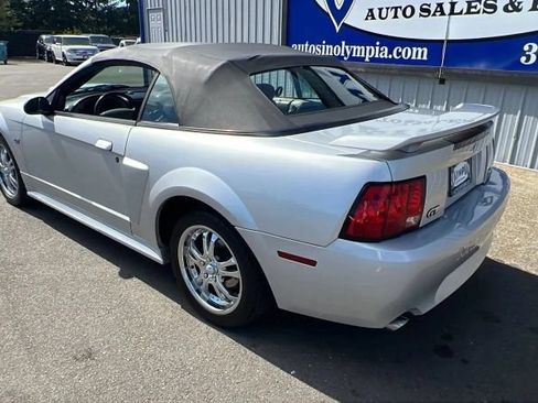 Used 2001 Ford Mustang GT RWD image 11