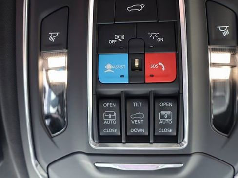 New 2025 Jeep Grand Cherokee Limited 4xe image 20