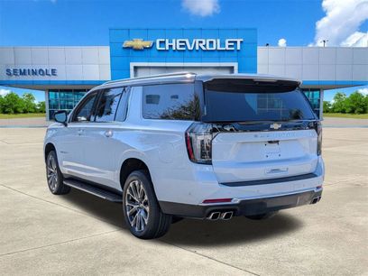 New 2026 Chevrolet Suburban High Country w/ Sun And Tow Package