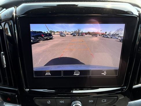 Used 2022 Chevrolet Traverse LT AWD/4WD image 13