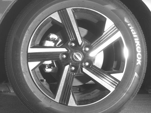 Used 2025 Nissan Sentra SV FWD image 12