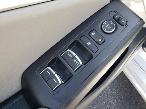 Certified 2024 Acura Integra FWD image 18