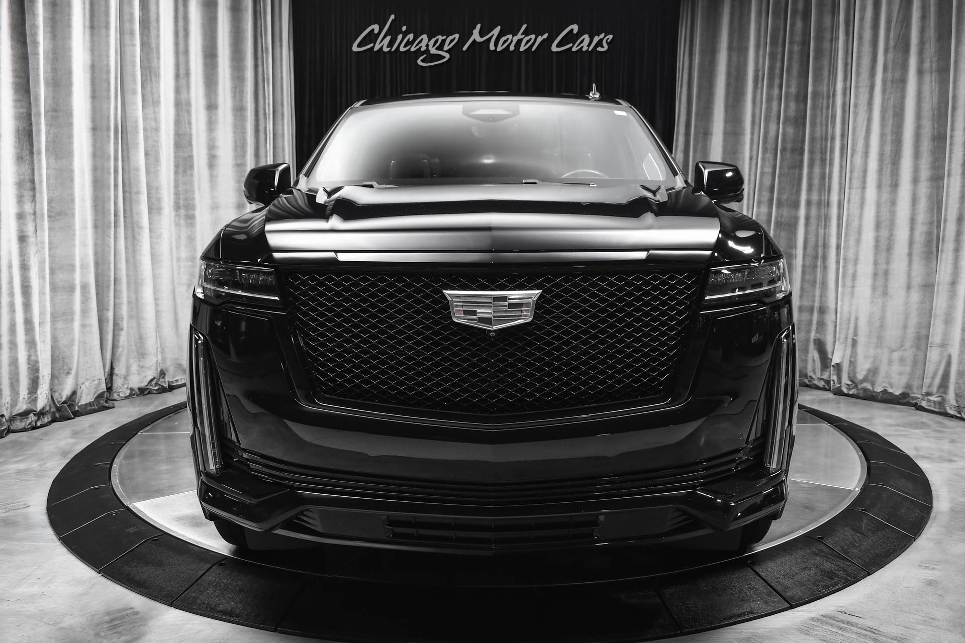 Used 2021 Cadillac Escalade Sport Platinum w/ LPO, ONYX Package AWD/4WD image 7