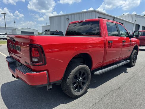 Used 2026 RAM 2500 Big Horn AWD/4WD image 5