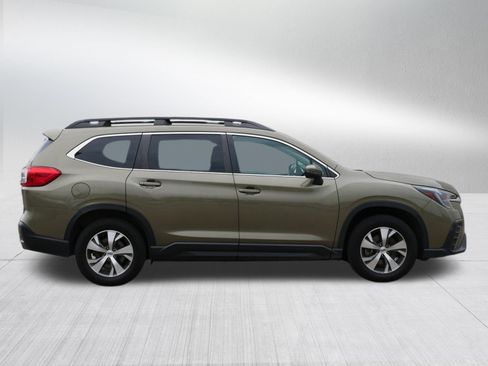 Used 2023 Subaru Ascent Premium AWD/4WD image 8