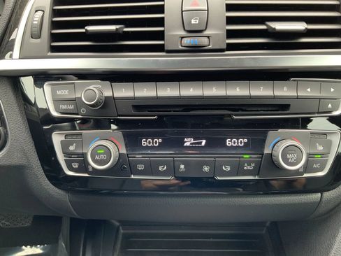 Used 2018 BMW 330i Gran Turismo xDrive AWD/4WD image 17