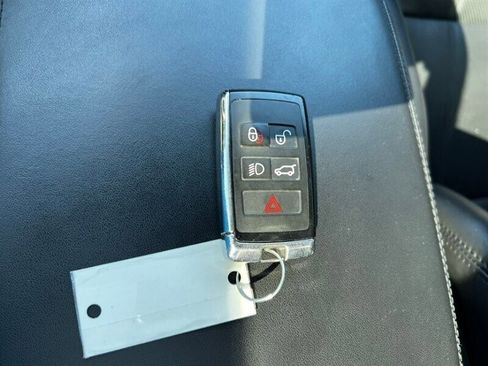 Used 2019 Land Rover Range Rover Sport HSE AWD/4WD image 44