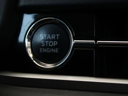 Used 2023 Mitsubishi Outlander SEL FWD image 28