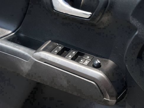 Used 2023 Toyota Tacoma TRD Sport AWD/4WD image 29