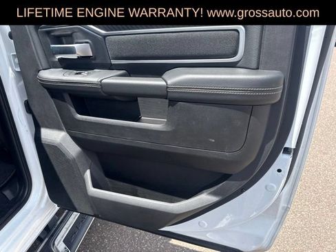 Used 2026 RAM 2500 Big Horn AWD/4WD image 38