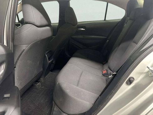 Used 2021 Toyota Corolla LE FWD image 15