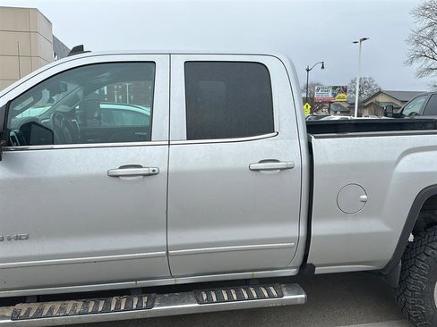 Used 2017 GMC Sierra 2500 SLE w/ SLE Fleet Preferred Package image 5