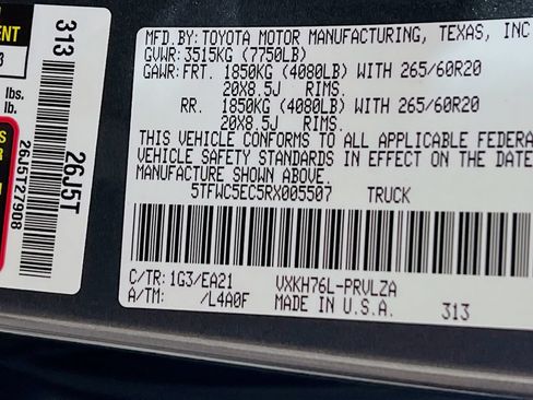 Used 2024 Toyota Tundra Limited w/ TRD Off-Road Package AWD/4WD image 28