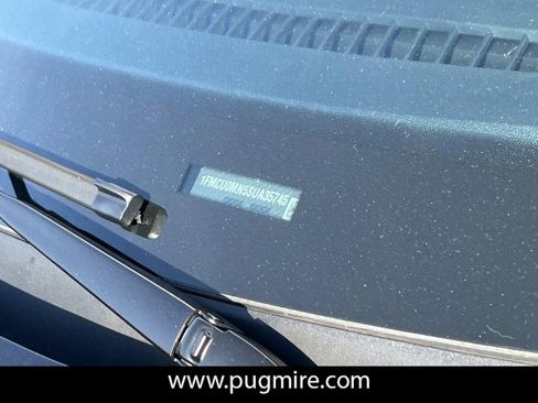 Used 2025 Ford Escape ST-Line image 11