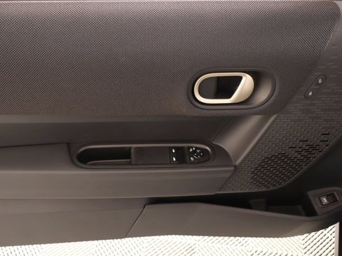 New 2026 MINI Cooper 2-Door Hardtop FWD image 14