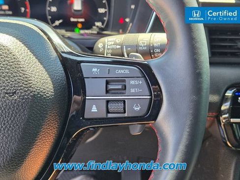 Certified 2025 Honda Pilot Black Edition image 28