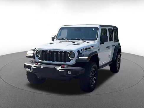 Used 2025 Jeep Wrangler Unlimited Rubicon AWD/4WD image 4