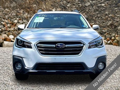 Used 2018 Subaru Outback 2.5i Limited AWD/4WD image 3