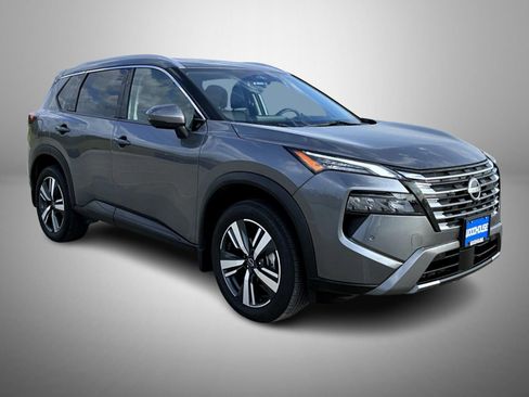 Certified 2024 Nissan Rogue SL w/ SL Premium Package image 3