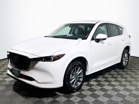 New 2025 MAZDA CX-5 AWD 2.5 S w/ Preferred Package image 3