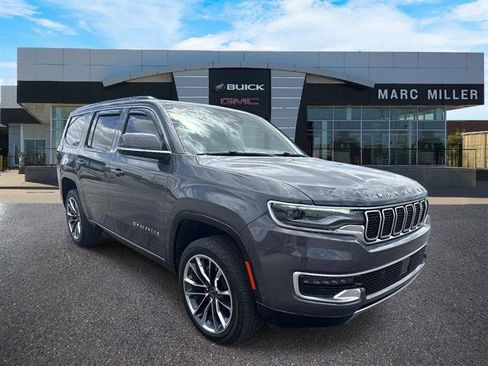 Used 2022 Jeep Wagoneer Series III w/ Premium Group I AWD/4WD image 1