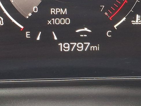 Used 2025 GMC Terrain Elevation image 19