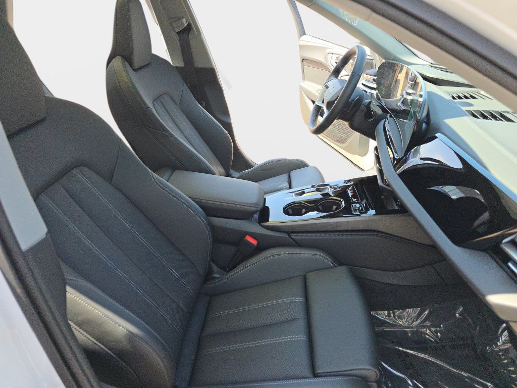 Used 2025 Audi A5 2.0T Premium Plus w/ Premium Plus AWD/4WD image 12
