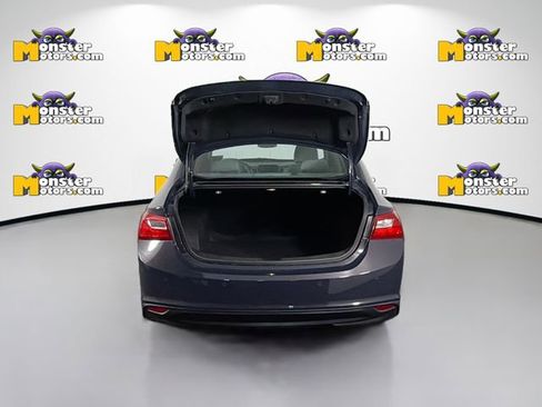 Used 2025 Chevrolet Malibu LT FWD image 25