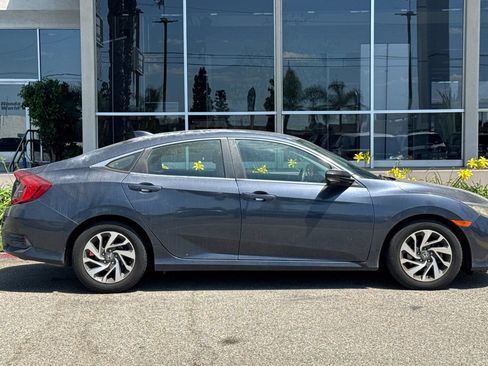 Certified 2017 Honda Civic EX image 4
