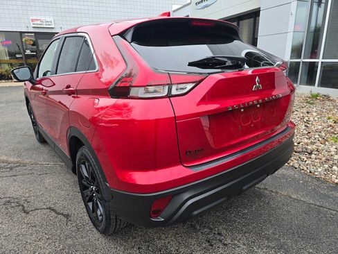 Used 2024 Mitsubishi Eclipse Cross LE AWD/4WD image 4