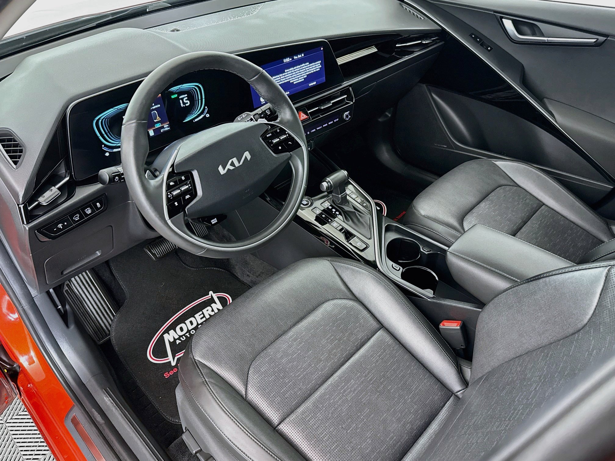 Used 2023 Kia Niro FWD image 8
