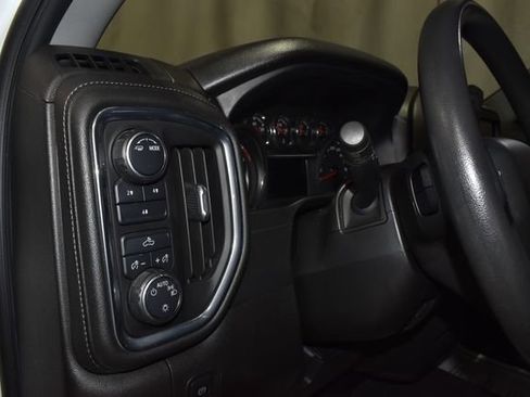 Used 2021 Chevrolet Silverado 2500 LT image 26