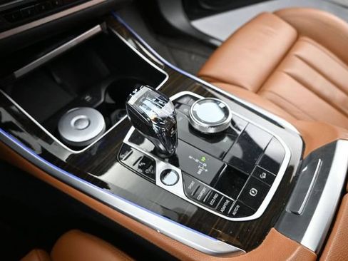 Used 2019 BMW X5 xDrive40i AWD/4WD image 33