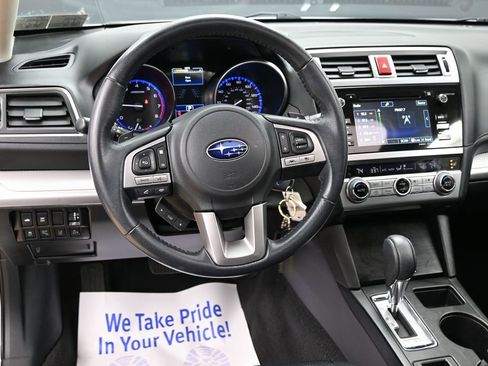 Used 2017 Subaru Legacy 2.5i Premium image 32