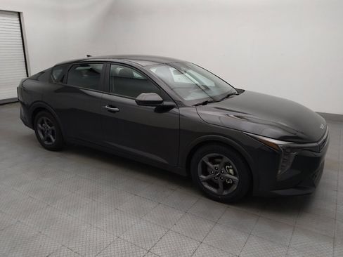 Used 2025 Kia K4 FWD image 11